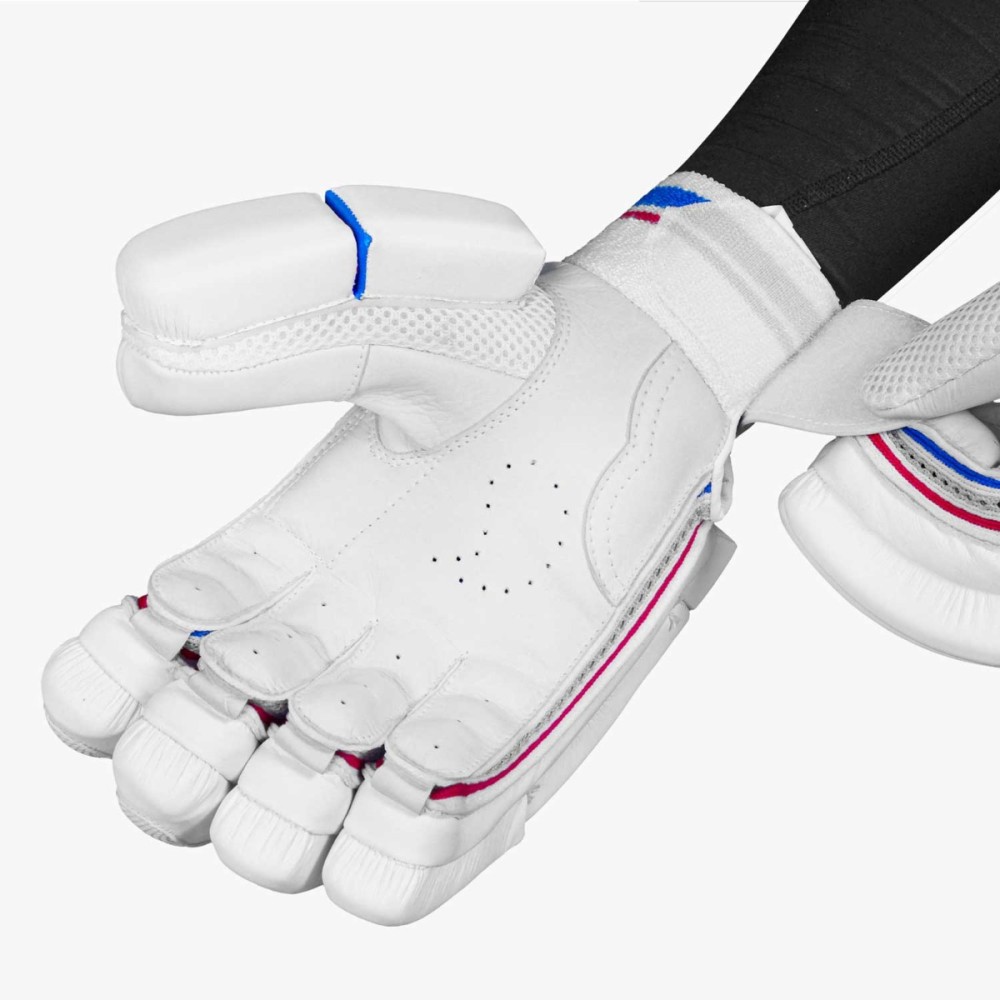 DSC Intense Frost Cricket Batting Gloves DSC Intense Frost Cricket Batting Gloves